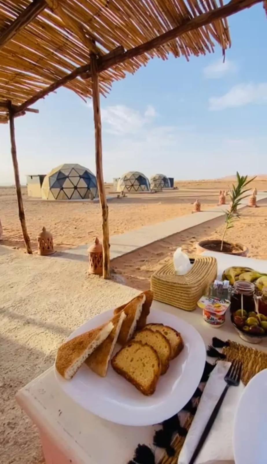 Tatooine Stars Camp Merzouga Exterior foto